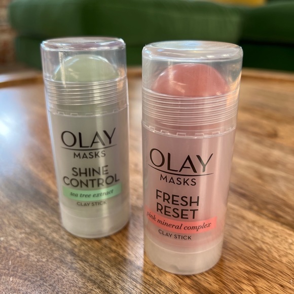 Set of 2 Oil Of Olay Stick Masks - Picture 3 of 11